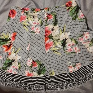 White House Black Market skirt